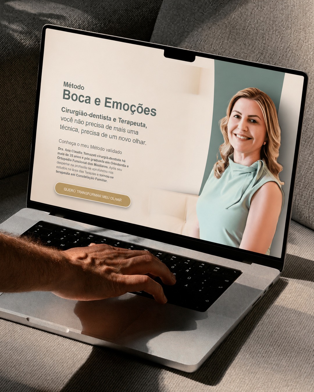 Site BOCA E EMOÇÕES apresentado em mockup